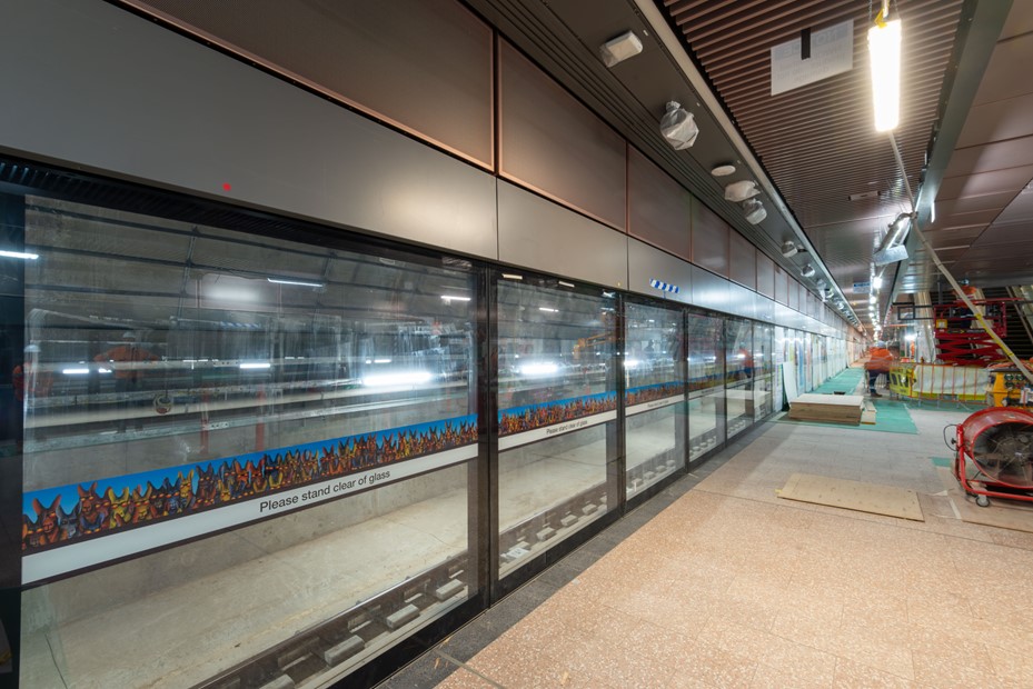 Station platform fit out