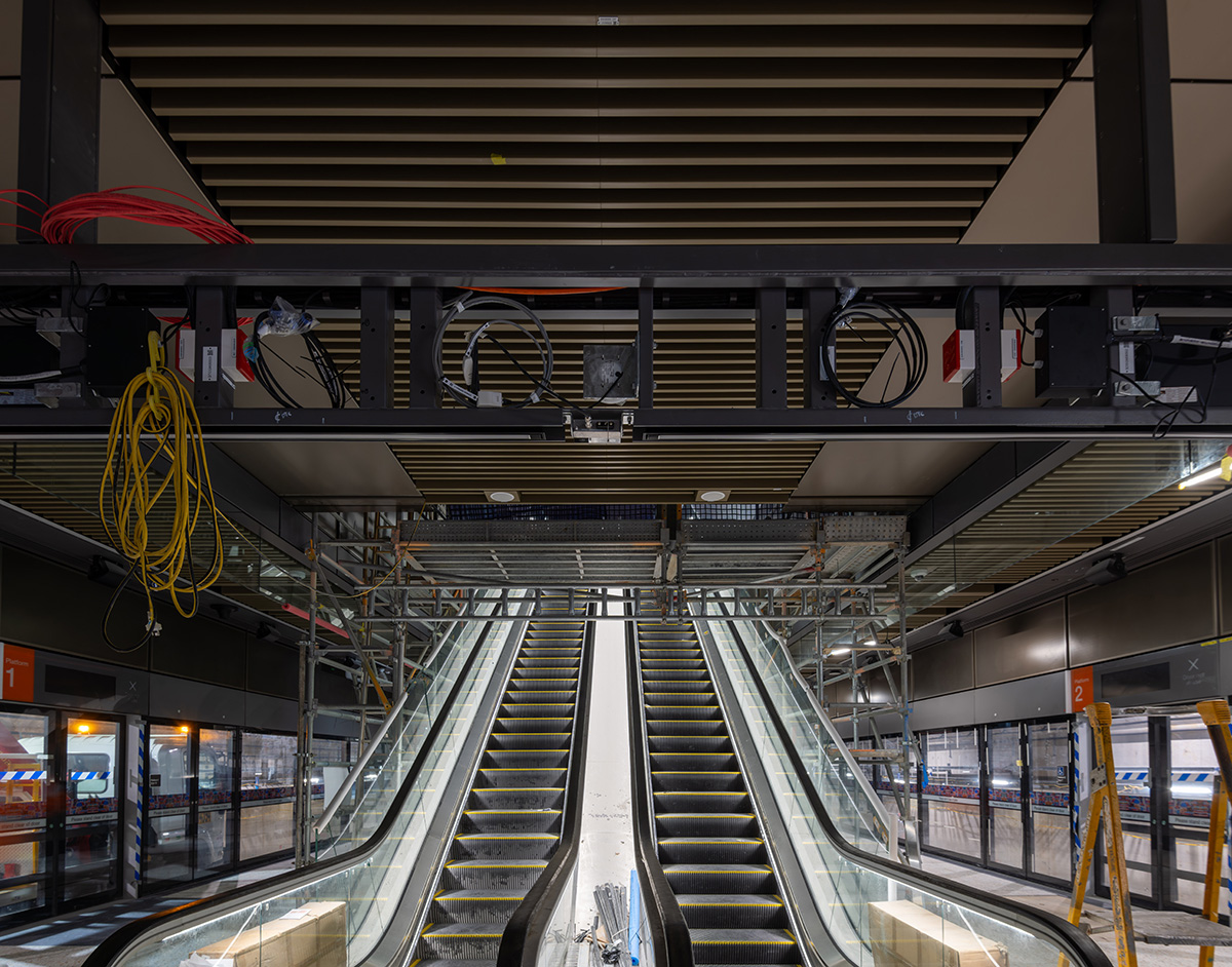 Electrical installation ongoing on Woolloongabba station platform